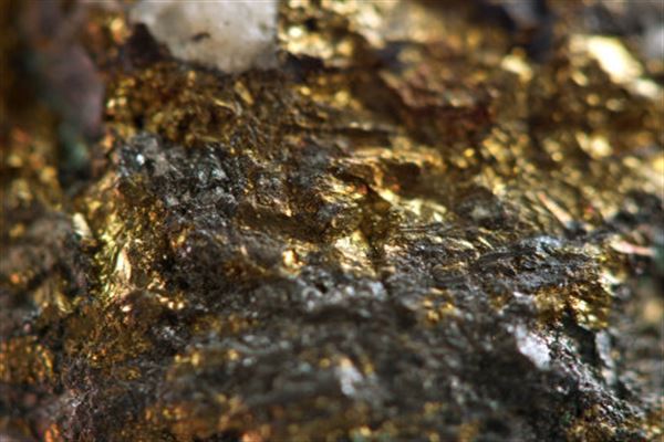 河南发现特大型金矿是在哪发现的?河南省有几个金矿?