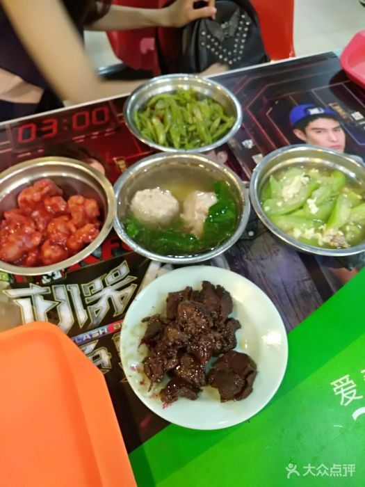 南京一大学食堂免费送当日剩餐 网友:太赞了!求推广